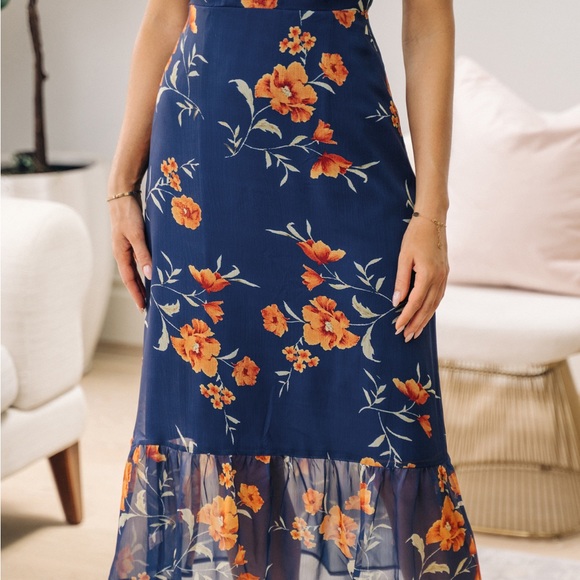 Navy floral slip dress CUPSHE small - Picture 4 of 5